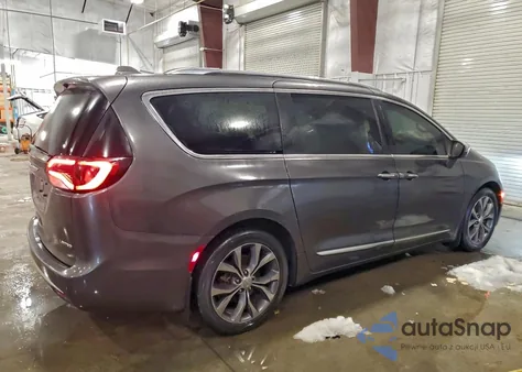 2017 Chrysler Pacifica Limited from USA, damaged, VIN 2C4RC1GG4HR821367